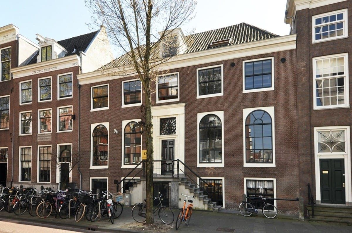 Klassiek Kantoorgebouw Amsterdam